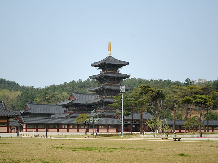 ｢陵寺(ヌンサ)｣は百済を代表する寺院だったと伝えられる