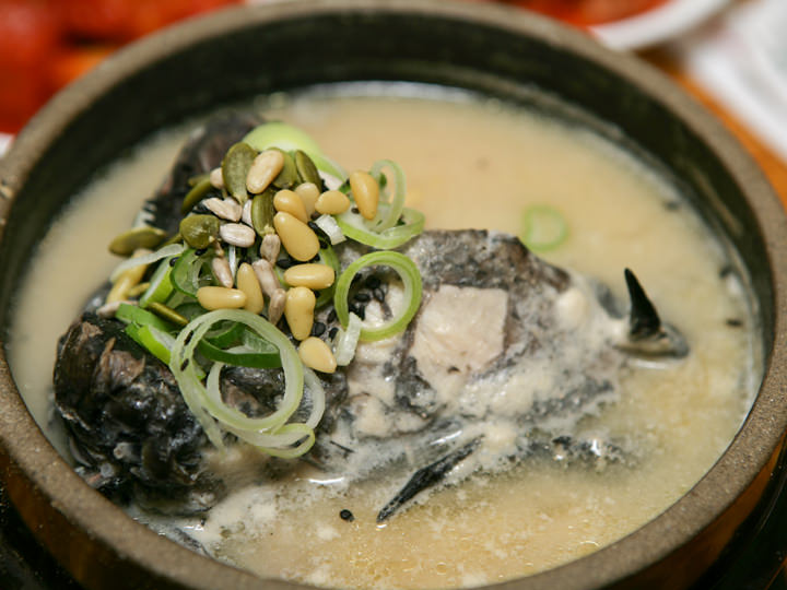 ソウルの有名サムゲタン専門店おすすめ５選 人気の韓国料理定番メニュー 韓国旅行 コネスト