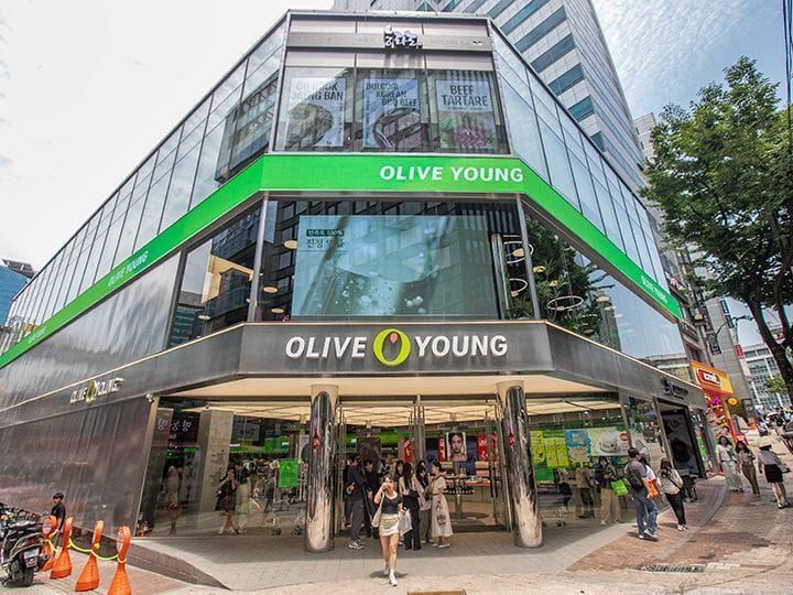 オリーブヤング店舗外観