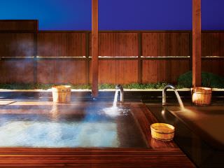 日本のヒノキ風呂をテーマにした施設も ※写真提供：パラダイススパ 道高
