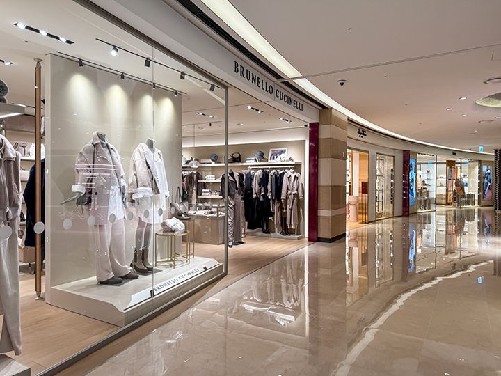 3階
海外ブティック、デザイナーブティック