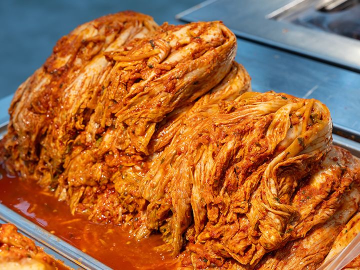 白菜を一株丸ごと漬けた
「ポギキムチ」