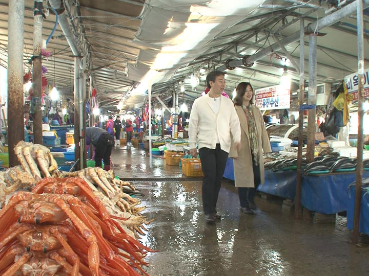 韓国の東海岸(日本海)に面する町、江陵(カンヌン)。有名な「注文津(チュムンジン)水産市場」へ!