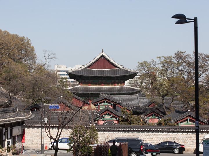 「昌徳宮(チャンドックン)」近くの北村1景