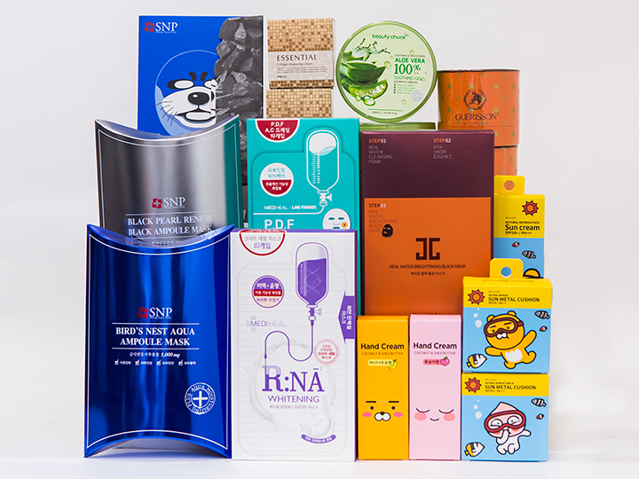 韓国マスクパックや化粧品もあります