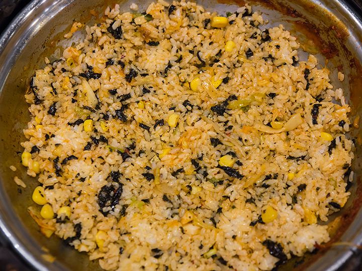 シメにはポックムパッ(焼き飯)