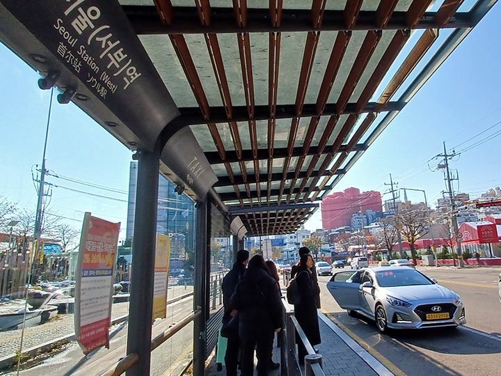 西部駅は韓国語でソブヨッ(서부역)