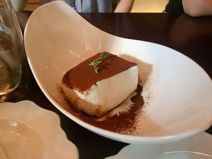 スタンダード以外にも黒ゴマや栗、
アールグレイなどのティラミスも