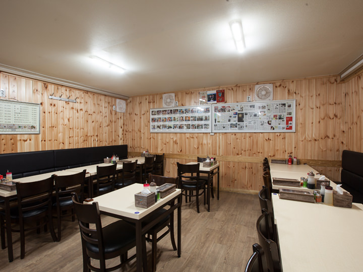 席がいっぱいになると案内される別館