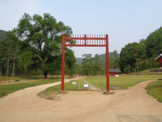 紅箭門(ホンサルムン)
