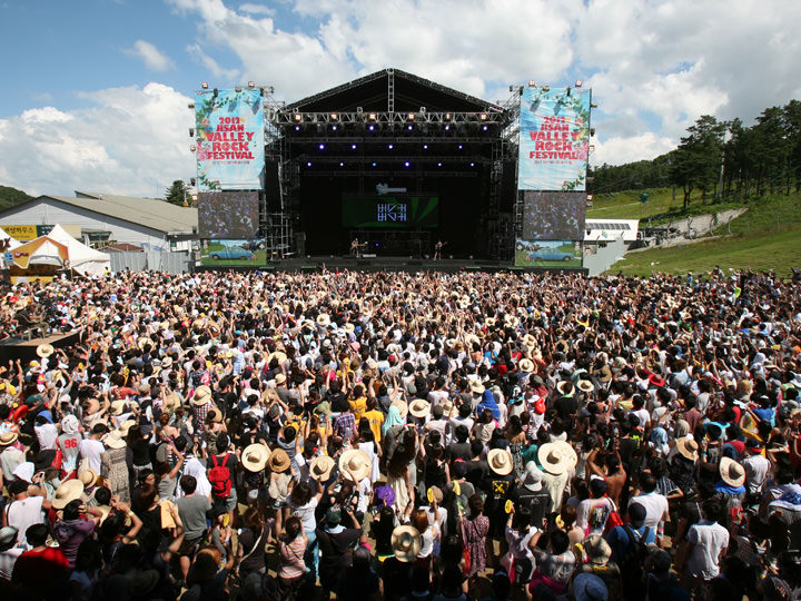 夏には人気野外フェスティバル「芝山バレーロックフェスティバル」が開催