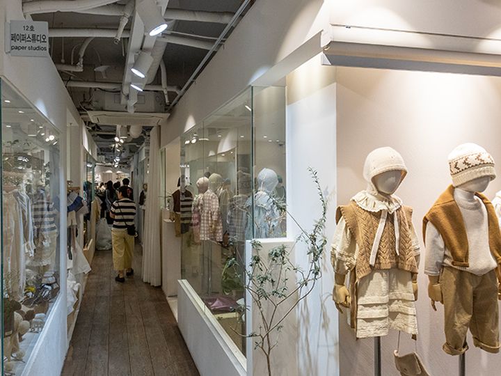 店内はお洒落な雰囲気