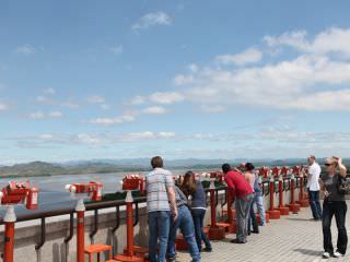 海外旅行者にも人気の高い観光スポット「烏頭山統一展望台」