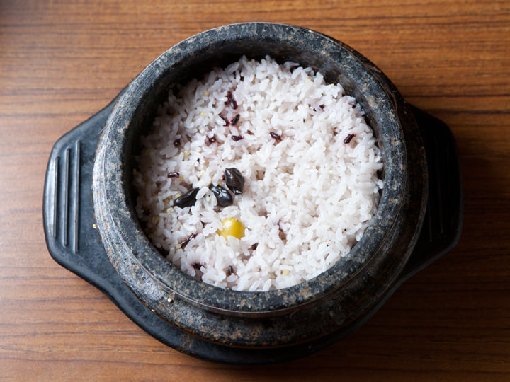 栄養たっぷりの釜飯