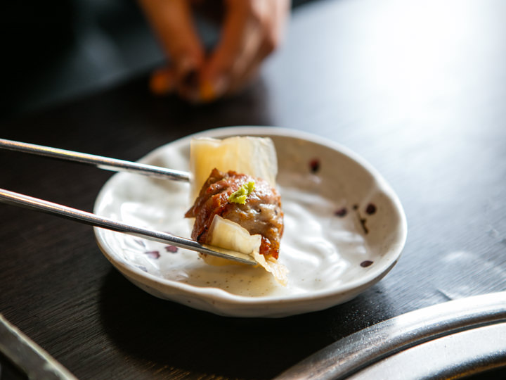 スタッフおすすめの食べ方、白キムチ(ペッキムチ)+ワサビ