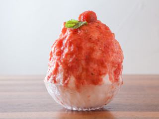 一番の人気メニュー「トマトかき氷」