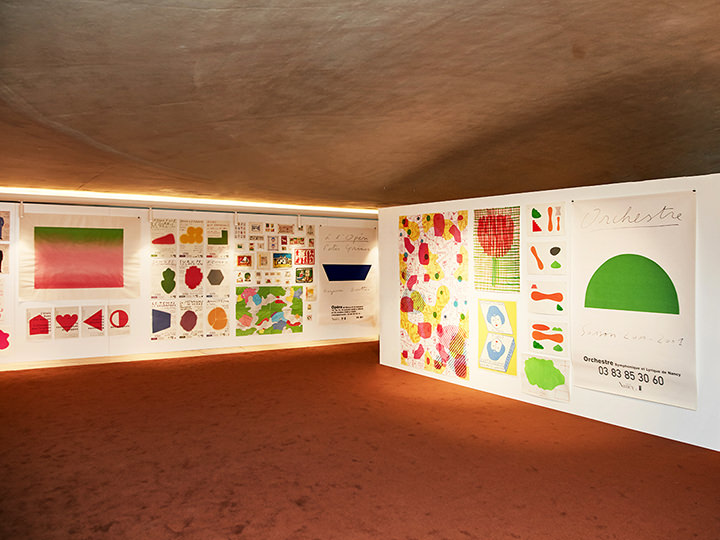 展示会も開催される2階ショールーム(展示会は年4回開催、無料) ※写真は2017年10月展示会の様子、写真提供:KUHO 漢南店