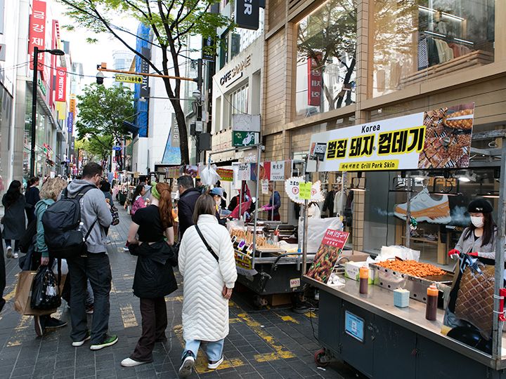 明洞屋台グルメ食べ歩き2023 | 韓国の屋台・B級グルメ｜韓国旅行 ...