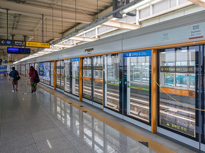 プラットホームの様子