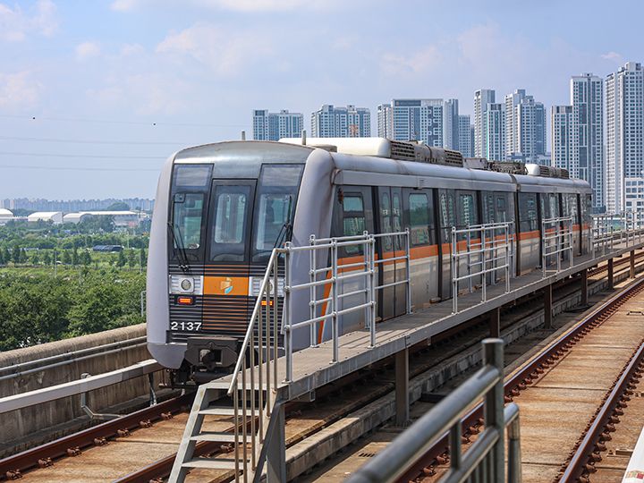 仁川2号線の車両