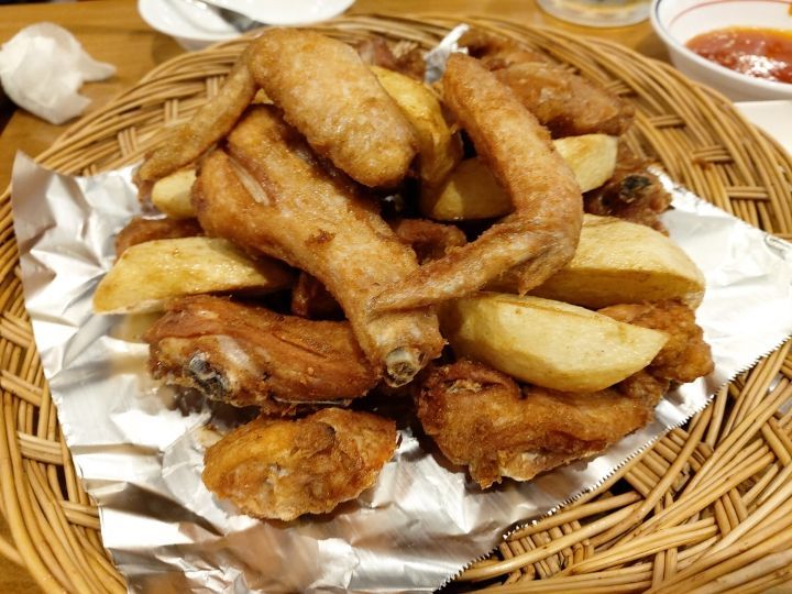 ソウル屈指の人気チキン店