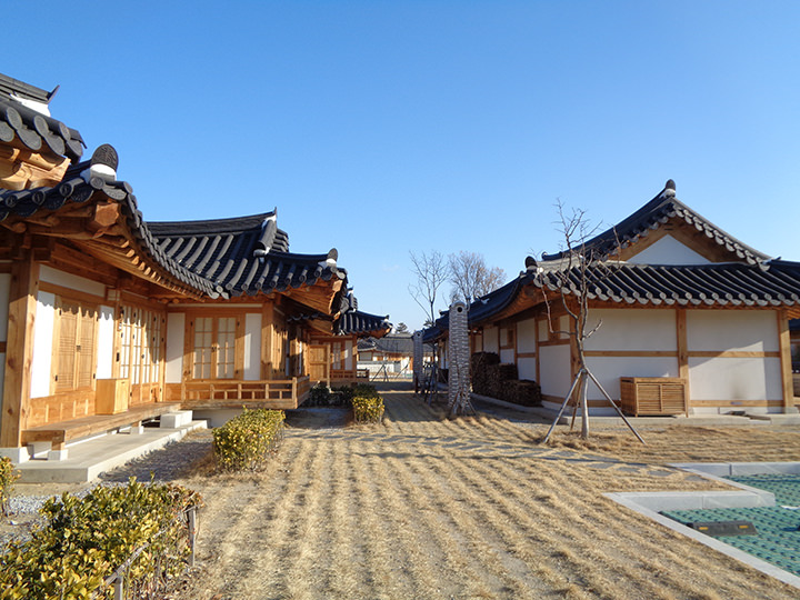 韓屋で宿泊も可能な韓国伝統体験施設「烏竹韓屋村」