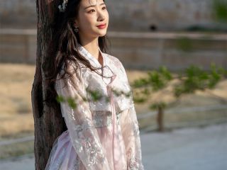 ※写真提供：韓服レンタルショップ「ジジベベ」