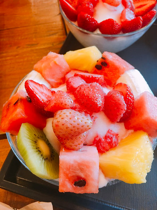 フルーツかき氷(クァイルピンス)(7,500ウォン)