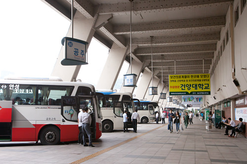 ソウル高速バスターミナル 韓国の交通 韓国旅行 コネスト