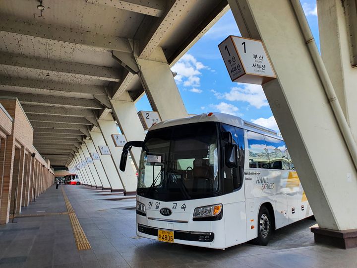 高速バス乗り場