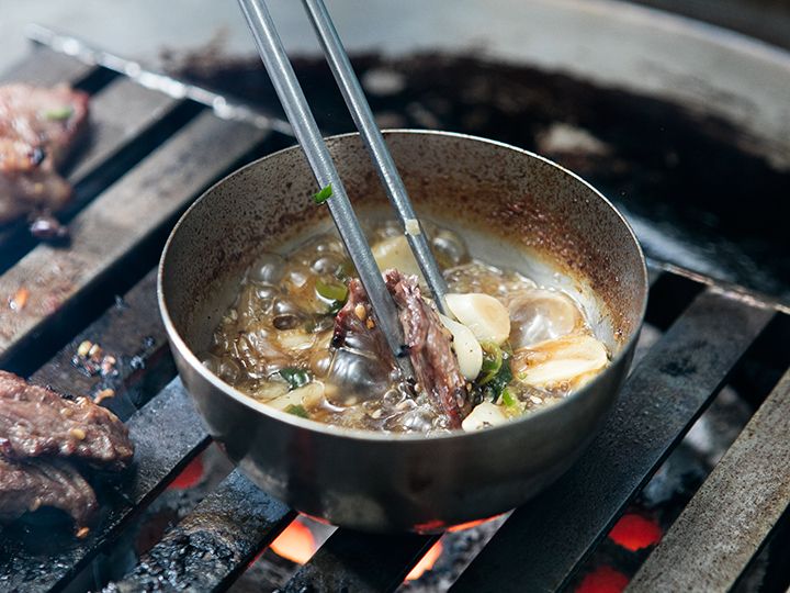 ホクホクのニンニクが入った特製ダレ