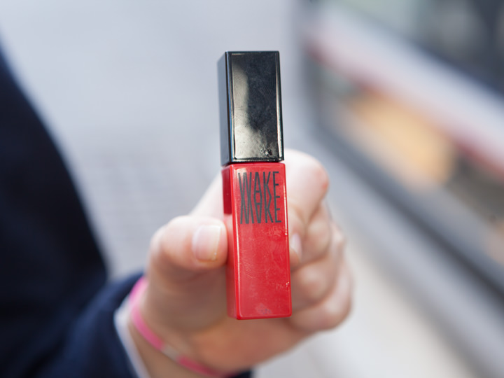 発色の良さが評判の「水分トッティント」(11,000ウォン)