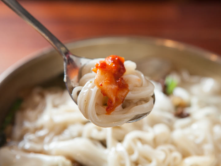 キムチで味の変化を楽しんで