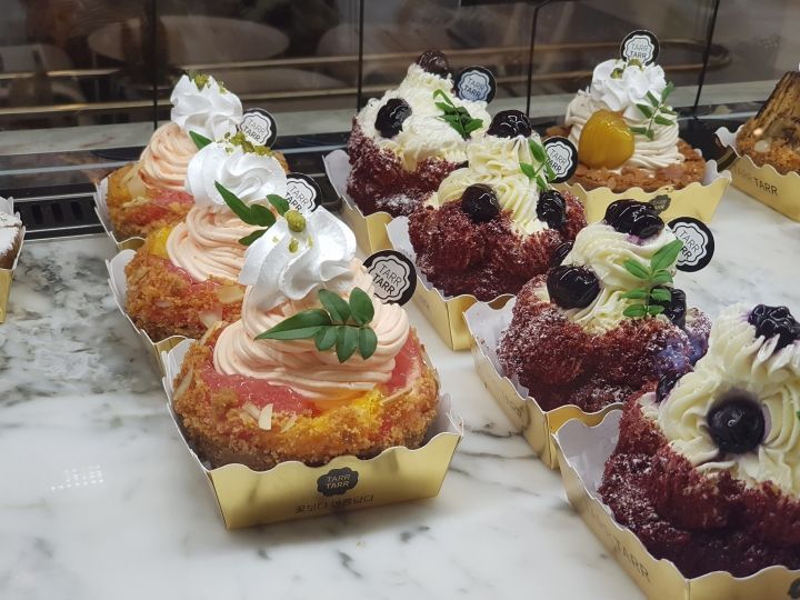 隠れ家カフェや可愛いスイーツに出会える大邱東城路。