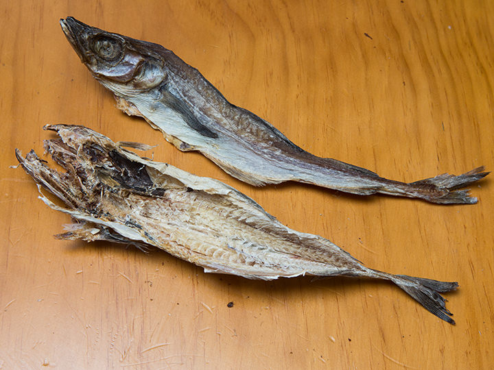 加工前(上)と加工後のノガリ