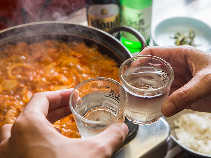 現地韓国人はナッコプセに焼酎が定番
