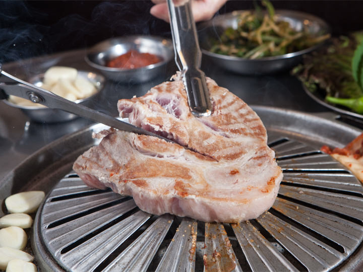 両面を焼いてから食べやすく切る