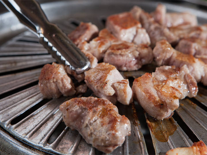 こんがり焼かれた肉