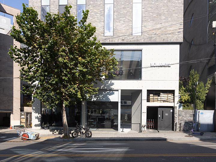 愛用する韓国芸能人も多い