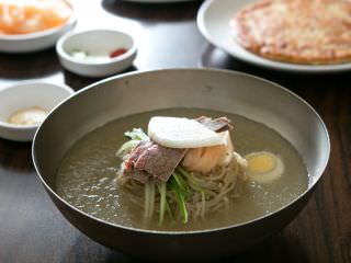 老舗の韓国冷麺店「乙密台(ウルミルデ)」
