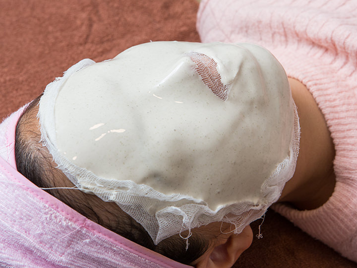 韓方成分を使用したモデリングパックで美容機器で刺激を受けた肌をケアします