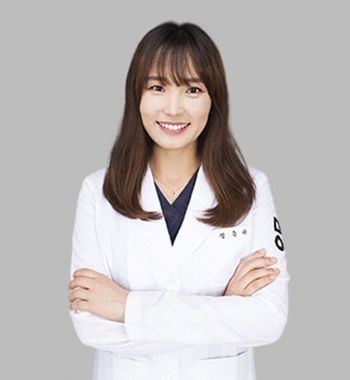 チョン・スンア院長
・東国大学 韓医学部 卒業
・大韓韓医学会 正会員
・大韓韓方皮膚科学会 正会員
・大韓韓方婦人科学会 正会員
・前)ミヒョン韓医院 狎鴎亭本店 院長
・前)チャムジン韓医院 江南本店 院長
・前)イルメク韓医院 江南本店 院長
・現)ミオル韓方病院 本店 院長