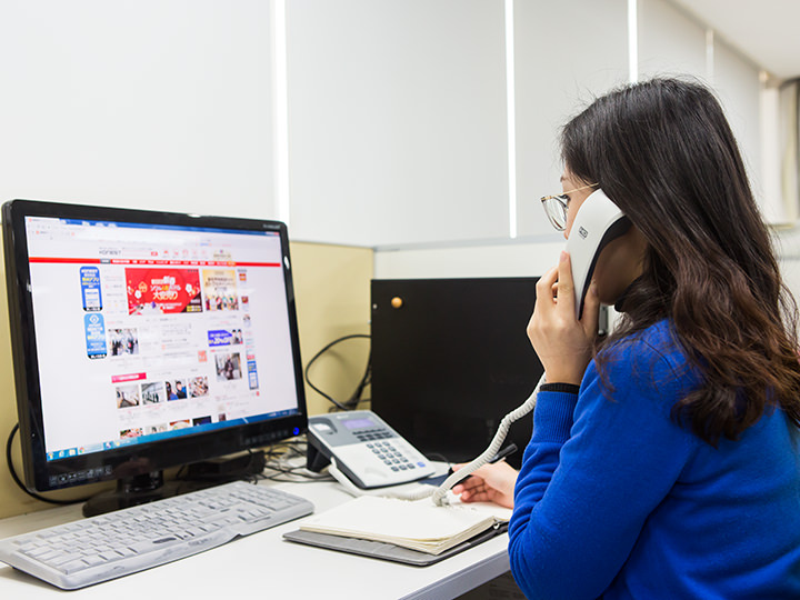 日本へは電話調査を実施