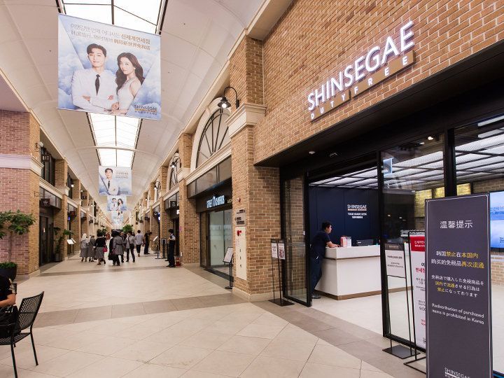 「FAMILLE STATION」には話題のグルメ店が集結