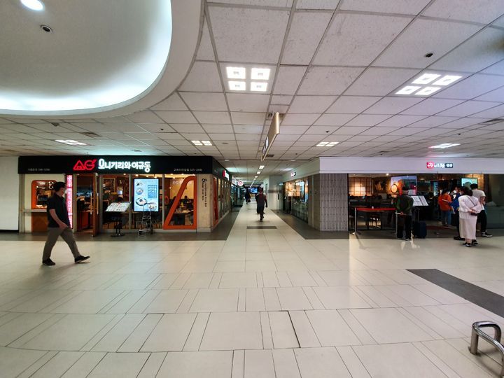 ソウル高速ターミナル地下1階食堂街はお一人様に最適