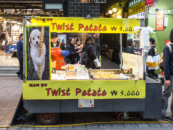 「トルネードポテト」屋台