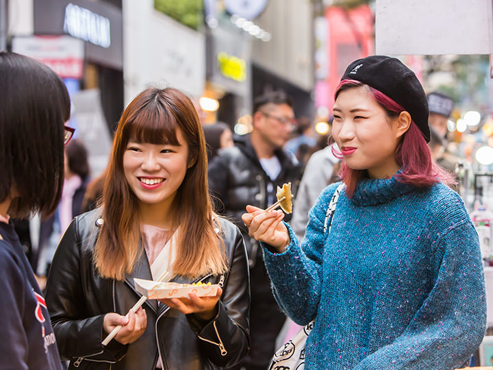 半分にカットして提供されるのでシェアしやすい!