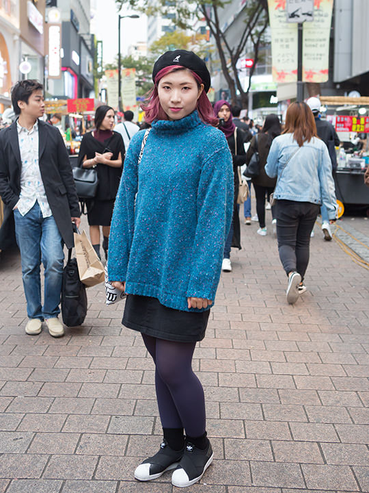 ダウン・フローズンスモア
冷たさも温かさも楽しめるだけでなく、マシュマロ・チョコクランチ・ケーキスポンジの黄金の組み合わせ、そしてぐーんと伸びるマシュマロ!美味しい&楽しいフォトジェニックスイーツです♪