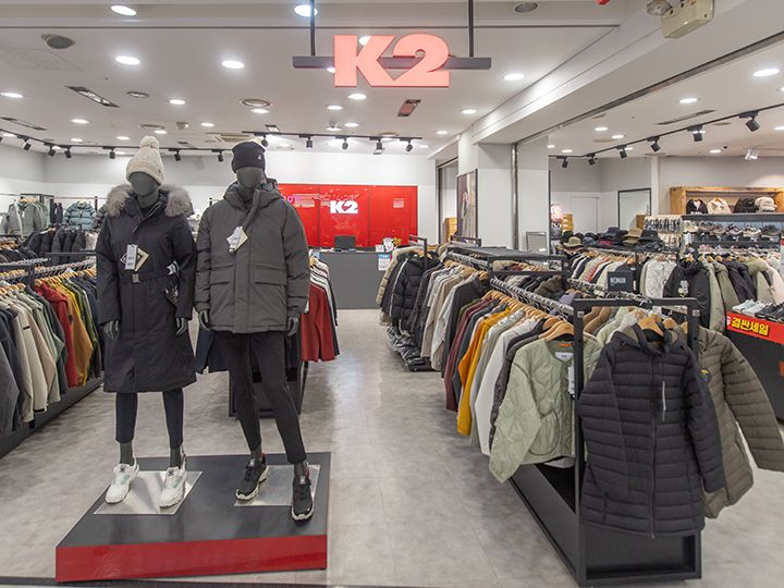 アウトドアブランド「K2」