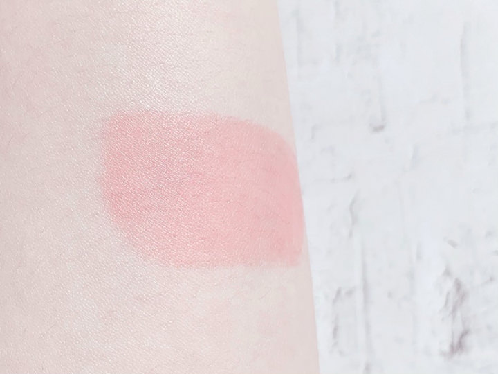 ティッシュオフ
色残りが良いとはいえないが、程よく残る